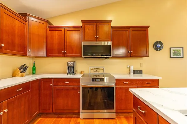 $294,900 | 138 Abbey Road, New Castle, PA 16105