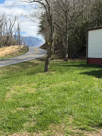 $229,900 | 3086 Old Highway 64 East, Hayesville, NC 28904