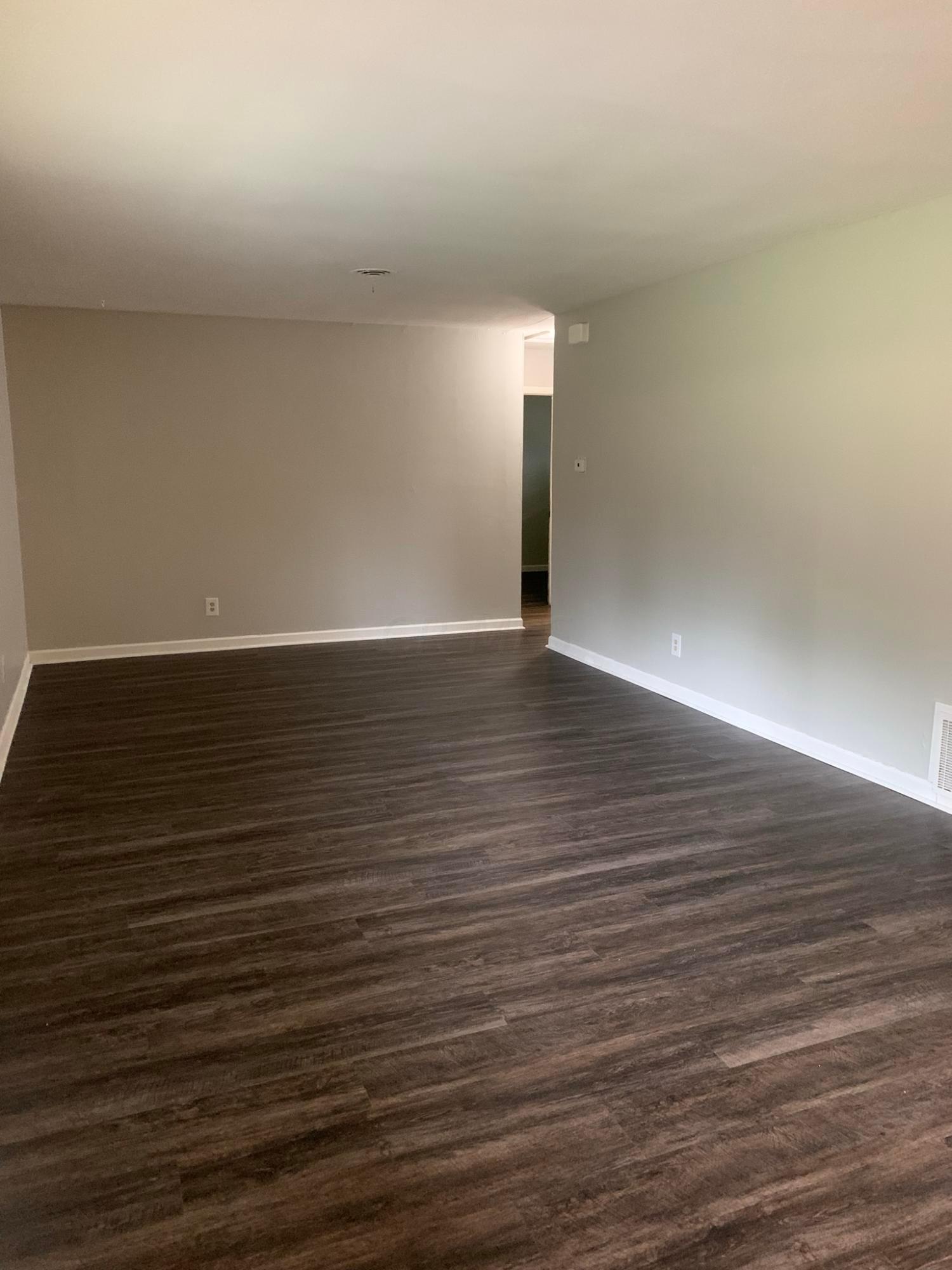 732 North Nelson Road, Unit B Columbus, OH 43219 - Photo 2 of 14