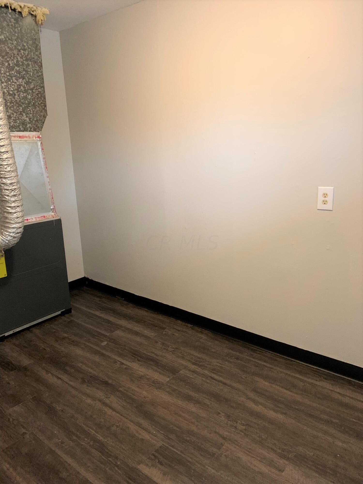 732 North Nelson Road, Unit B Columbus, OH 43219 - Photo 7 of 14