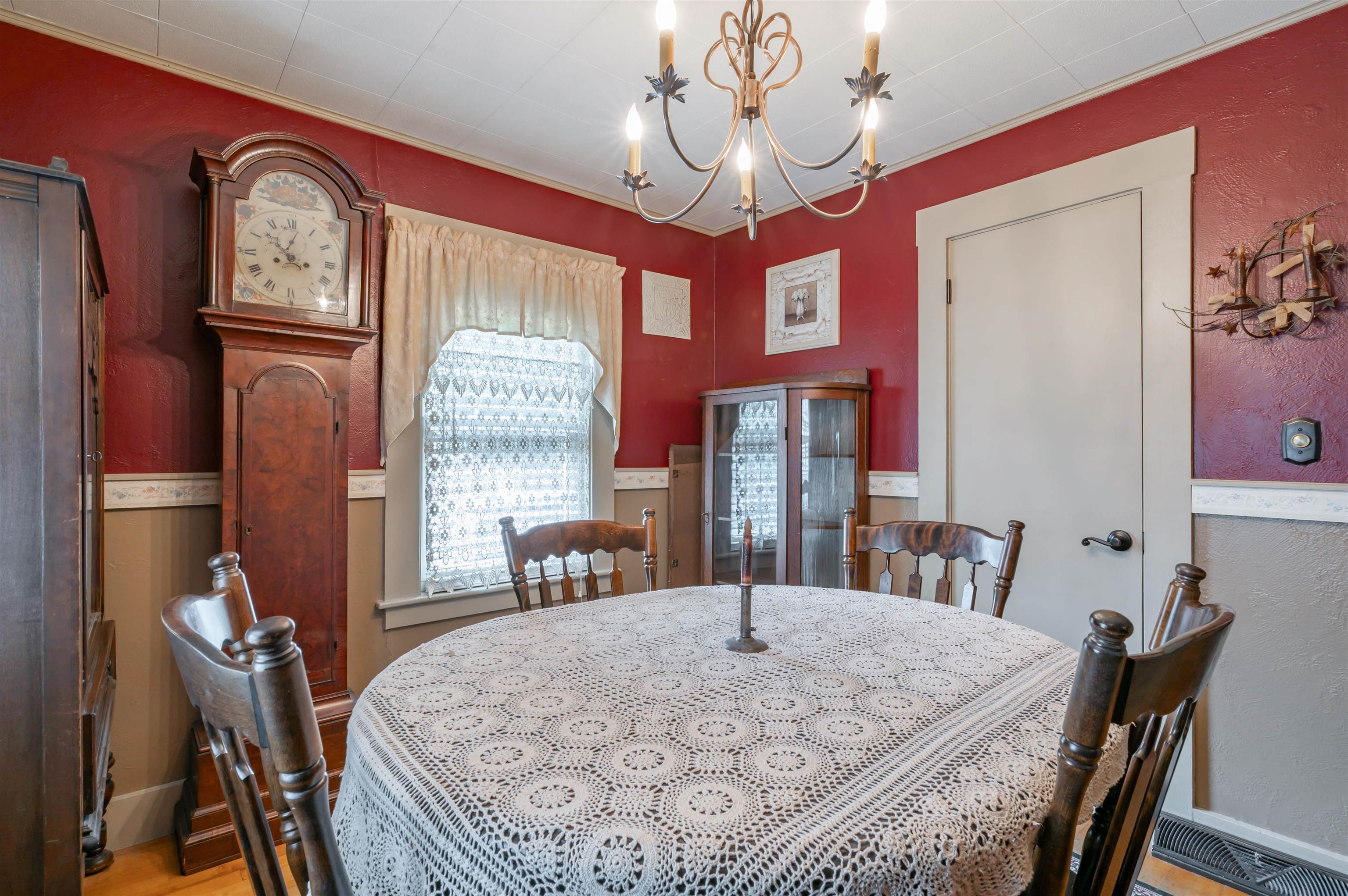131 Calef Road Manchester, NH 03103 - Photo 21 of 42
