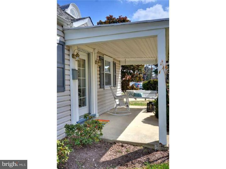 1203 Manor Road Havertown, PA 19083 - Photo 2 of 19