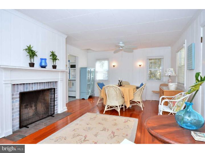 1203 Manor Road Havertown, PA 19083 - Photo 3 of 19