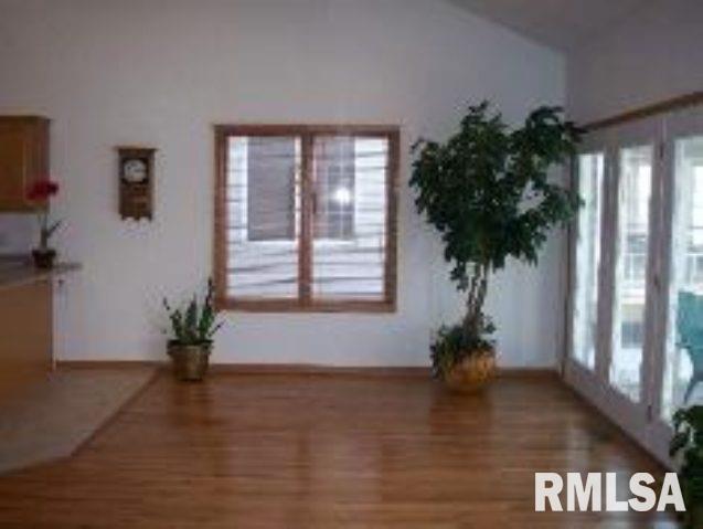 2 Lighthouse Lane Hampton, IL 61256 - Photo 4 of 9 Gallery Image 4