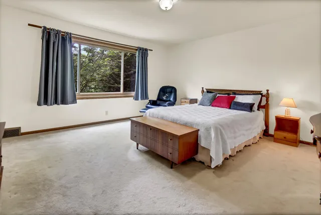 $415,000 | 32467 County Road 1, St. Cloud, MN 56303