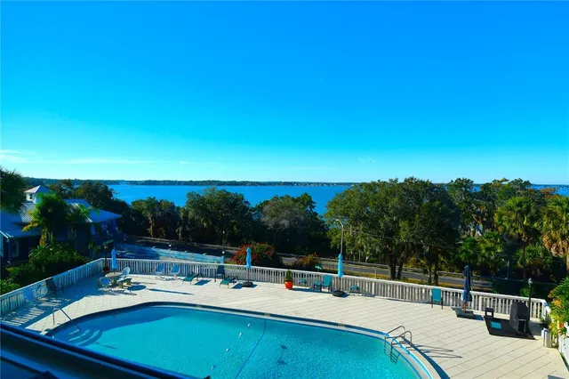 $407,740 | 601 North Mc Donald Street, Unit 206, Mount Dora, FL 32757