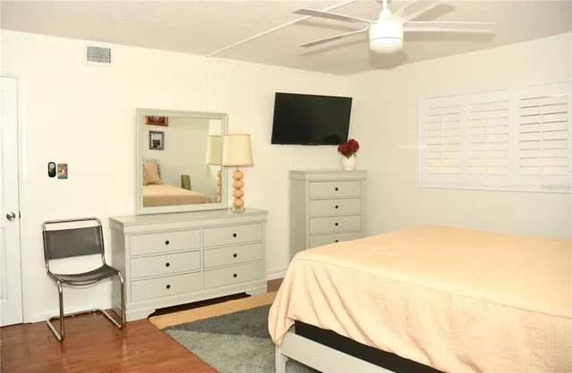 $407,740 | 601 North Mc Donald Street, Unit 206, Mount Dora, FL 32757