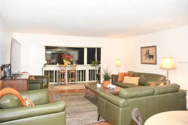 $407,740 | 601 North Mc Donald Street, Unit 206, Mount Dora, FL 32757