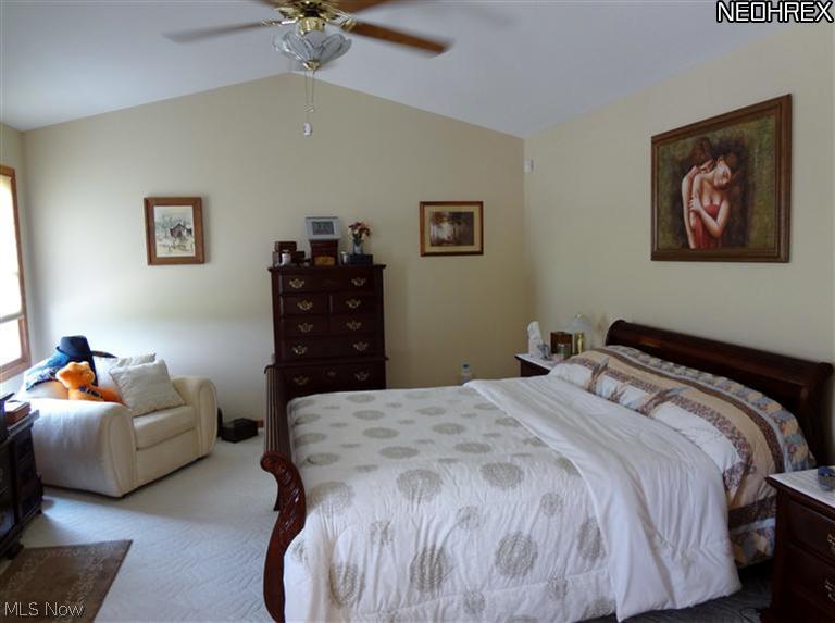 8766 Henderson Road Diamond, OH 44412 - Photo 13 of 25 Gallery Image 13
