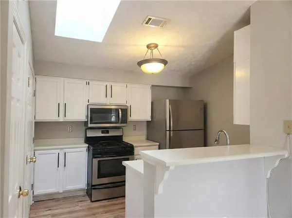 $1,675 | 1244 Keys Lake Drive Northeast, Brookhaven, GA 30319