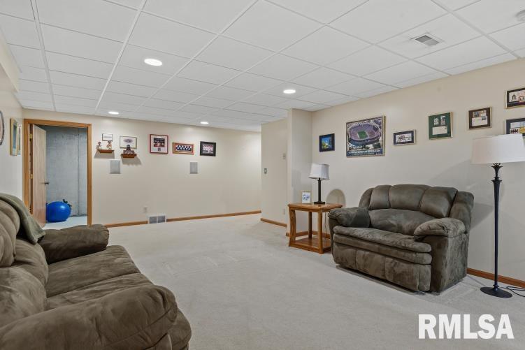4377 Old Salem Lane Springfield, IL 62711 - Photo 40 of 46