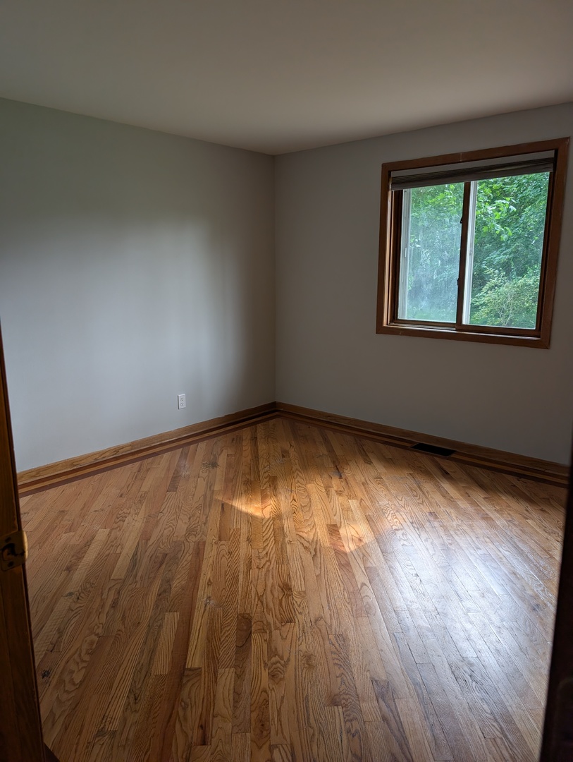 35777 North Helendale Road Ingleside, IL 60041 - Photo 4 of 18