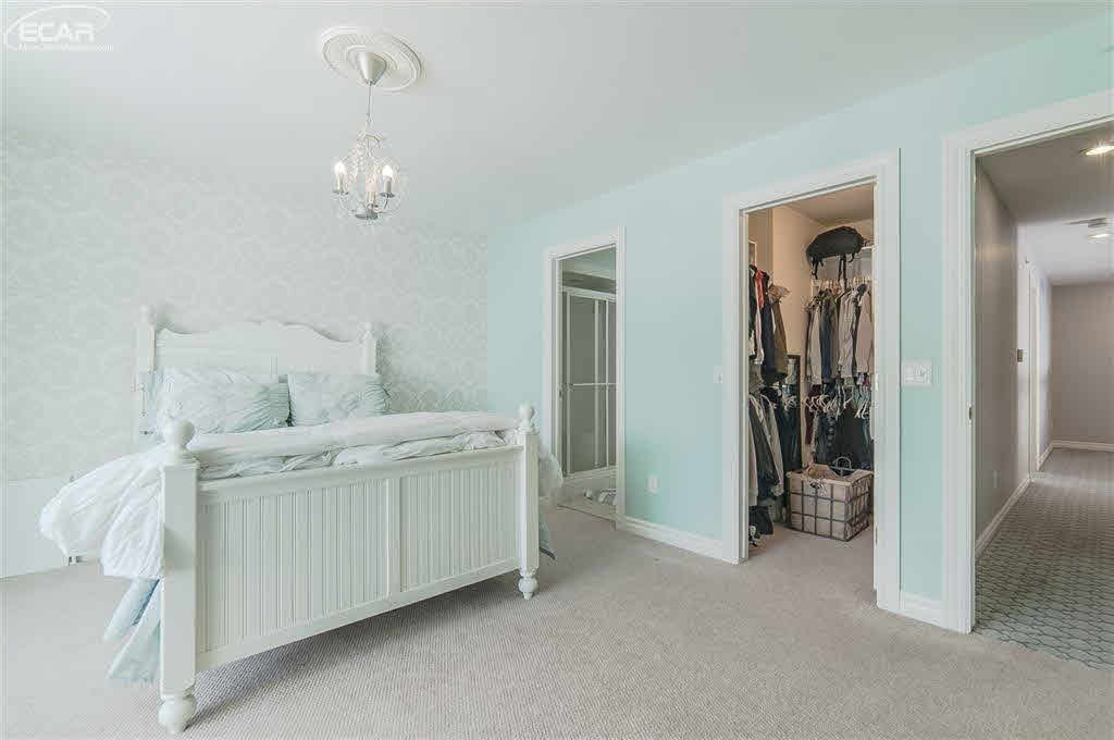 1130 Kings Carriage Road Grand Blanc, MI 48439 - Photo 49 of 92 21404224-48.JPG