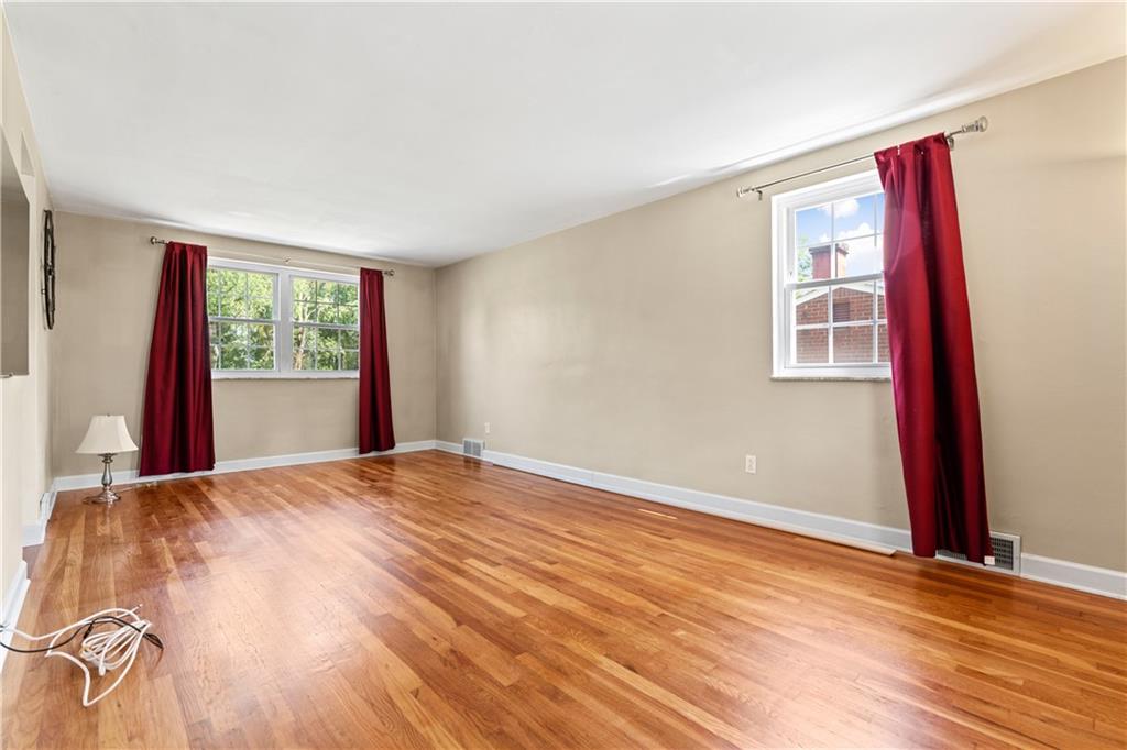 701 Pettigrew Road Irwin, PA 15642 - Photo 5 of 16 Gallery Image 5