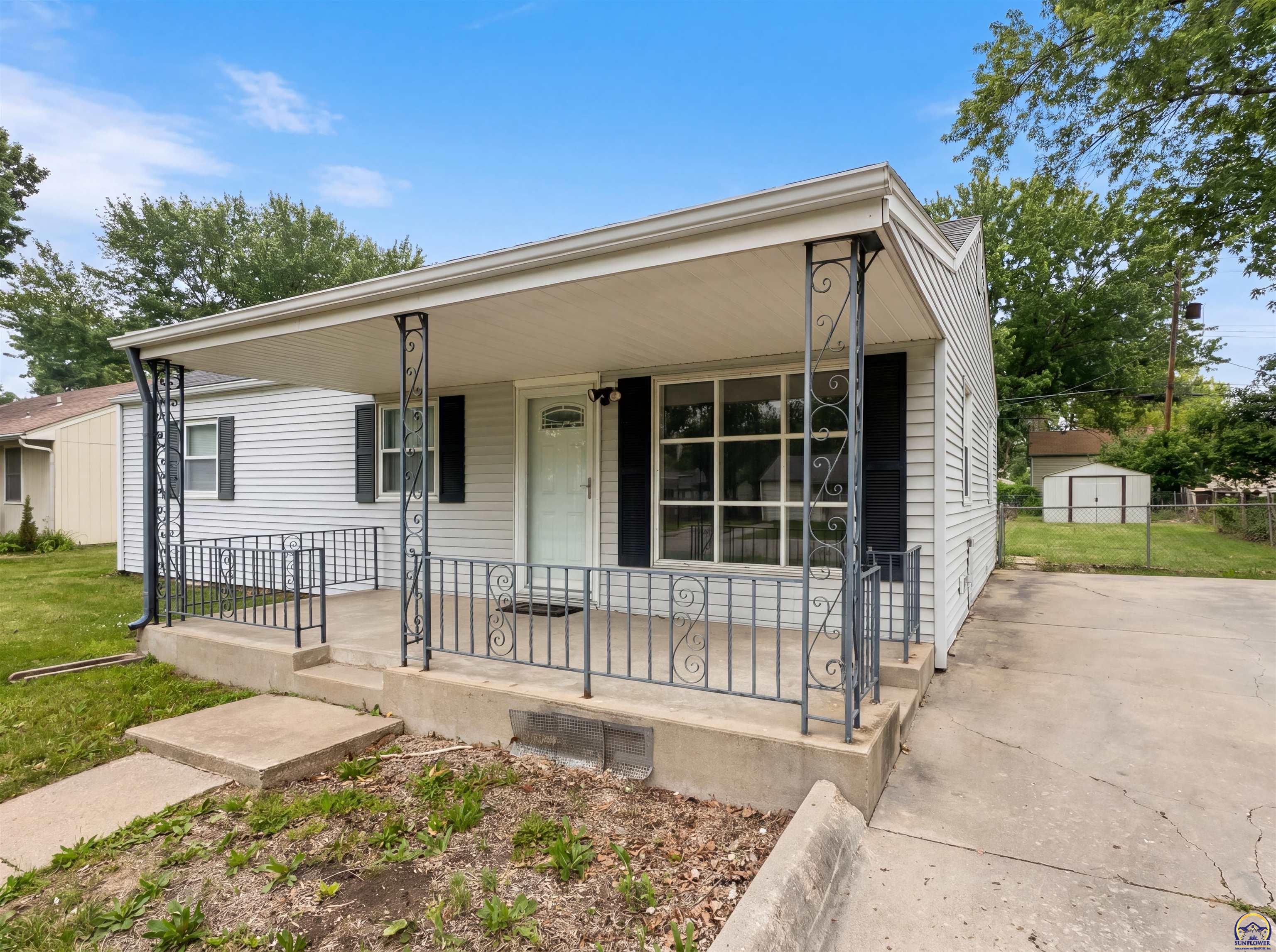 5618 Southwest 14th Street Topeka, KS 66604 - Photo 15 of 15
