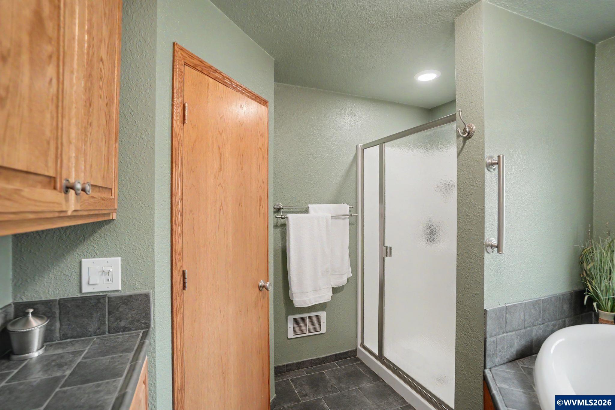 4920 Jones Road Southeast Salem, OR 97302 - Photo 22 of 43