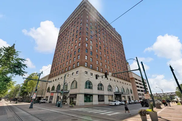 $235,000 | 109 North Main Street, Unit 901, Memphis, TN 38103