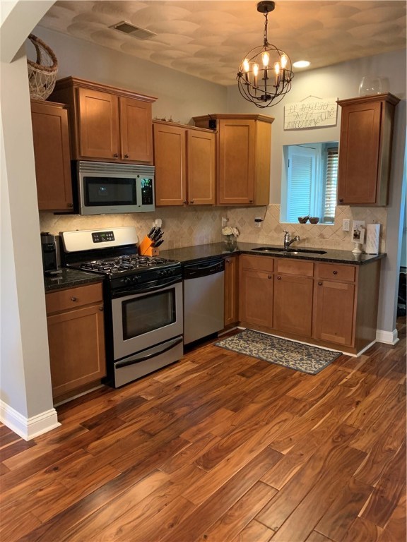 1036 West Shore Road Warwick, RI 02889 - Photo 11 of 31