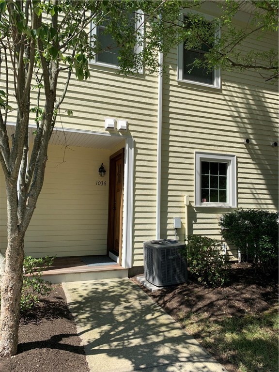 1036 West Shore Road Warwick, RI 02889 - Photo 5 of 31