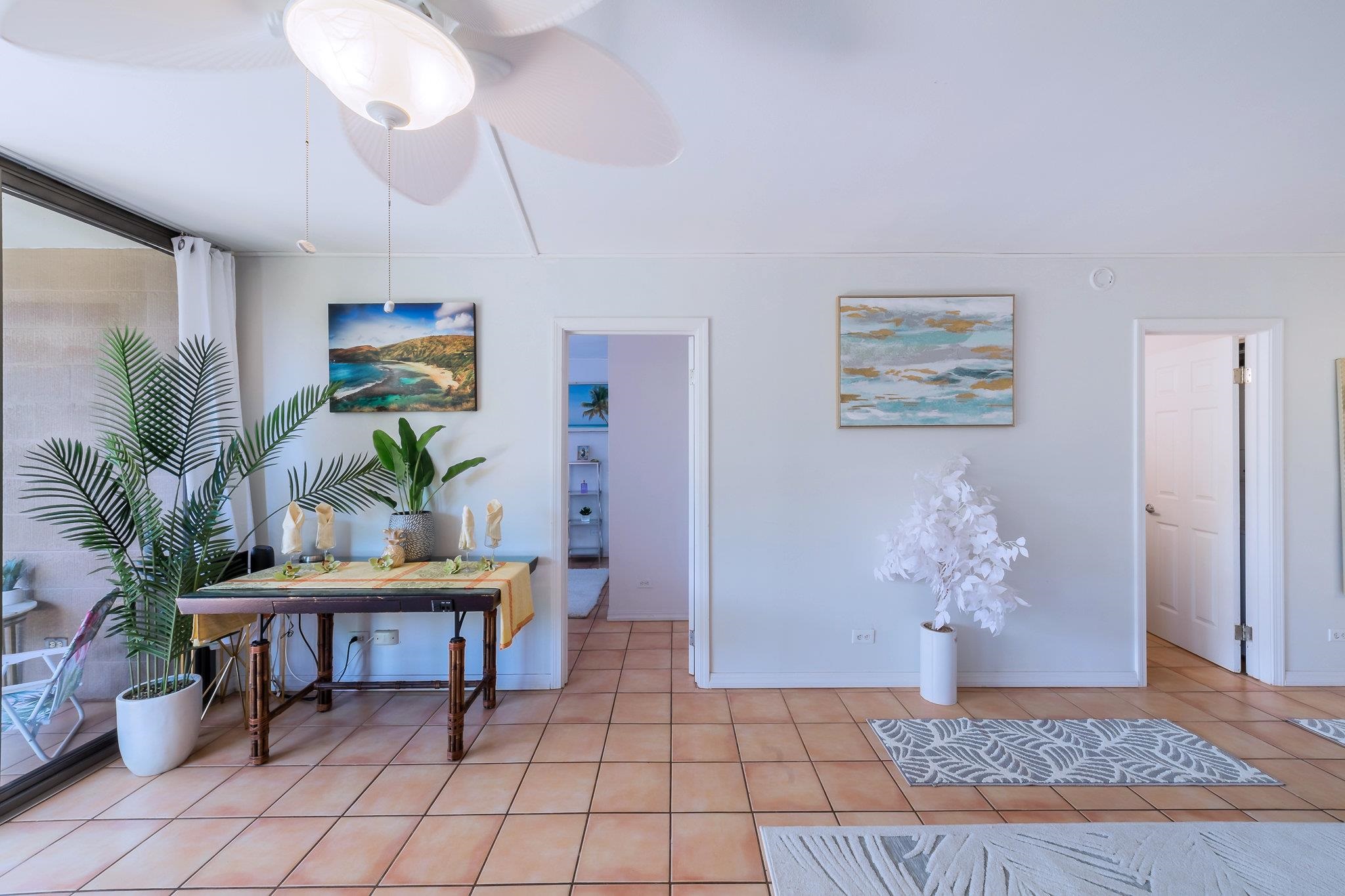4310 Lower Honoapiilani Road, Unit 302 Lahaina, HI 96761 - Photo 9 of 50 a living room with furniture
