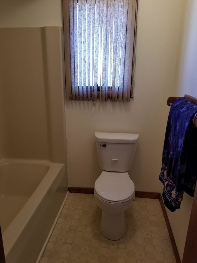 707 South Raven Road Shorewood, IL 60404 - Photo 14 of 18