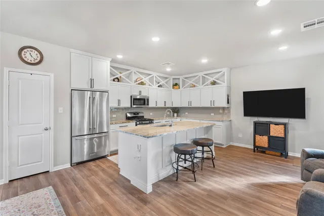 $350,000 | 14377 South Summerchase Circle, Willis, TX 77318