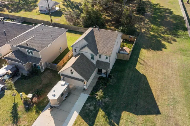 $350,000 | 14377 South Summerchase Circle, Willis, TX 77318