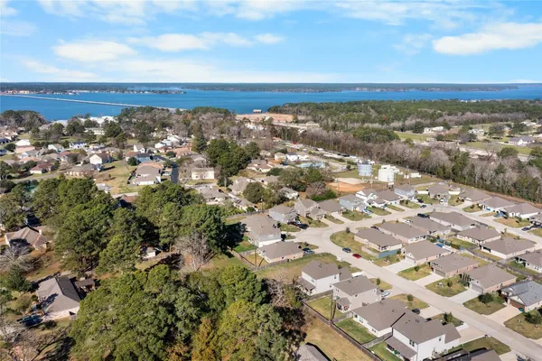 $345,000 | 14377 South Summerchase Circle, Willis, TX 77318