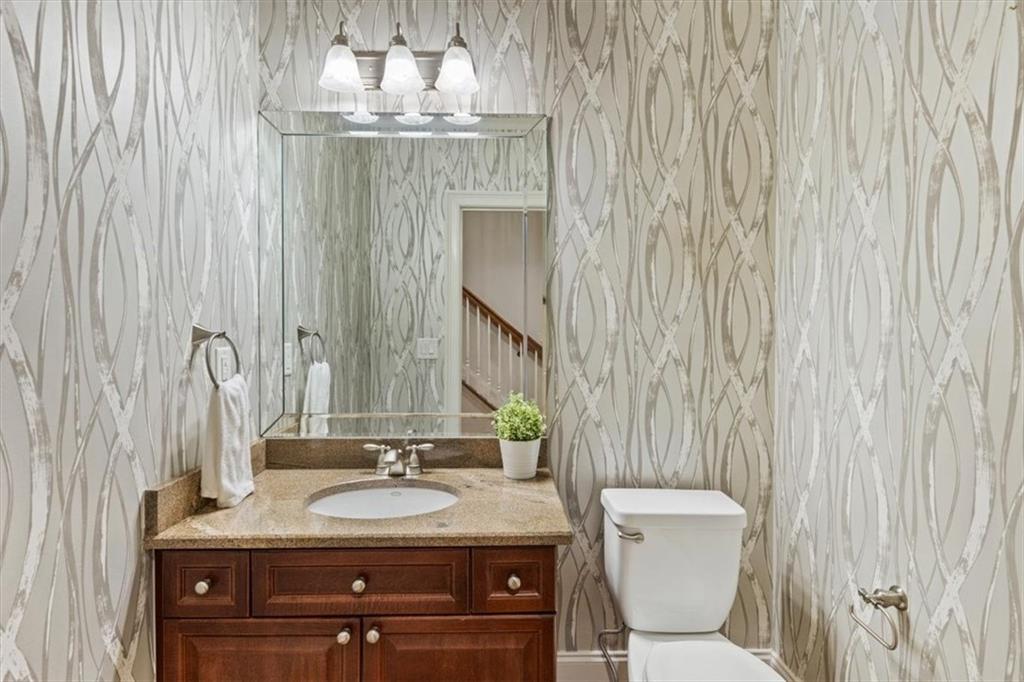392 Lum Crowe Road Roswell, GA 30075 - Photo 43 of 108