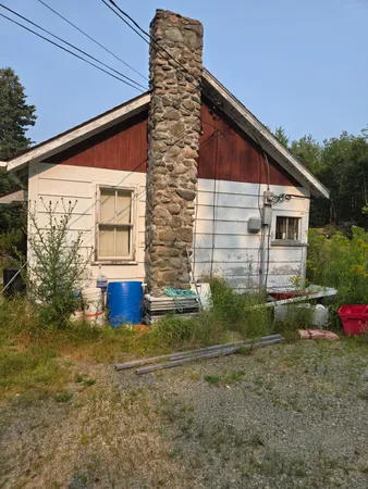 $100,000 | 5 Oceanville Road, Stonington, ME 04681
