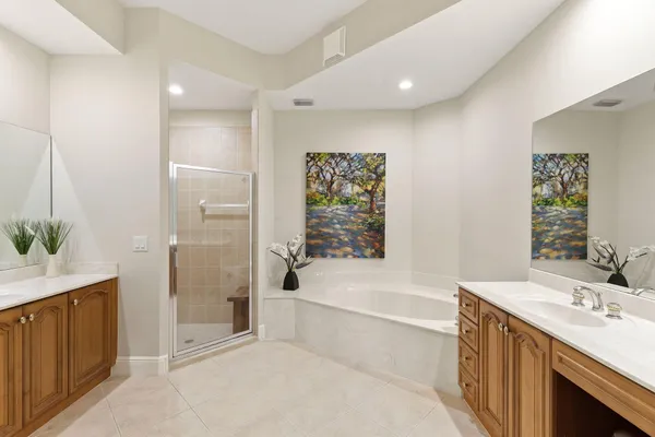 $669,000 | 9031 Cherry Oaks Trail, Unit 101, Naples, FL 34114