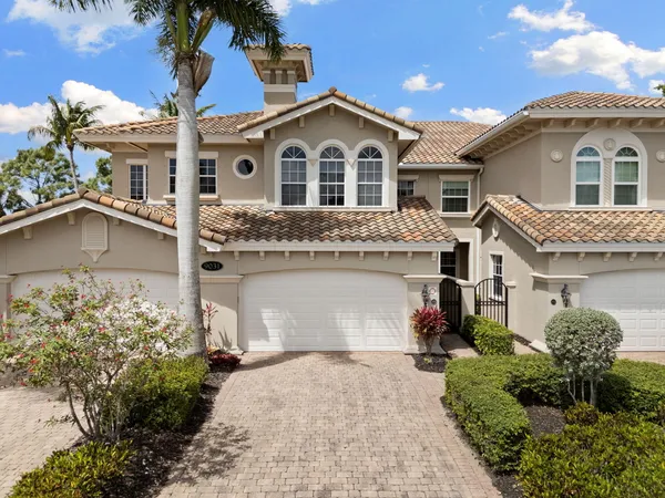 $669,000 | 9031 Cherry Oaks Trail, Unit 101, Naples, FL 34114