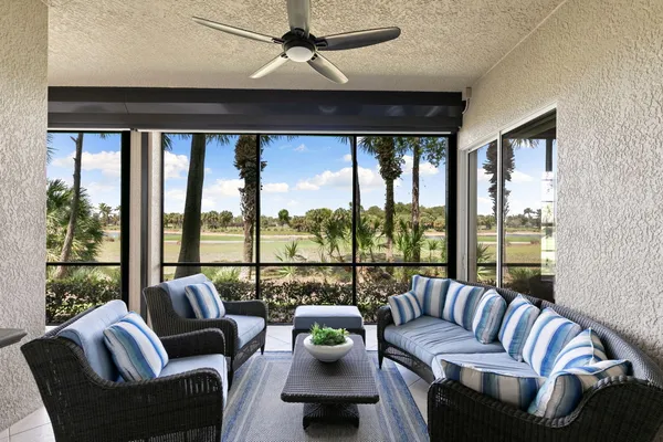 $669,000 | 9031 Cherry Oaks Trail, Unit 101, Naples, FL 34114