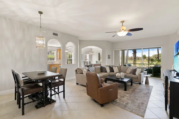 $669,000 | 9031 Cherry Oaks Trail, Unit 101, Naples, FL 34114