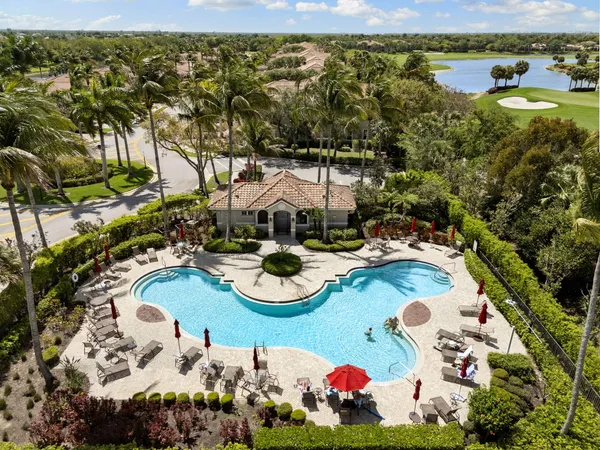 $669,000 | 9031 Cherry Oaks Trail, Unit 101, Naples, FL 34114