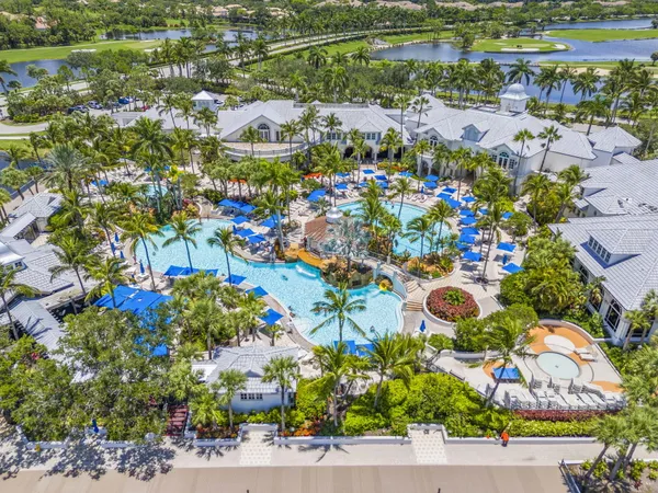 $669,000 | 9031 Cherry Oaks Trail, Unit 101, Naples, FL 34114