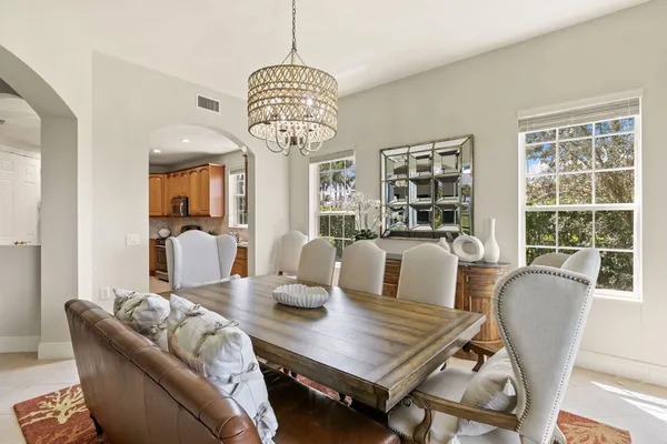 $669,000 | 9031 Cherry Oaks Trail, Unit 101, Naples, FL 34114