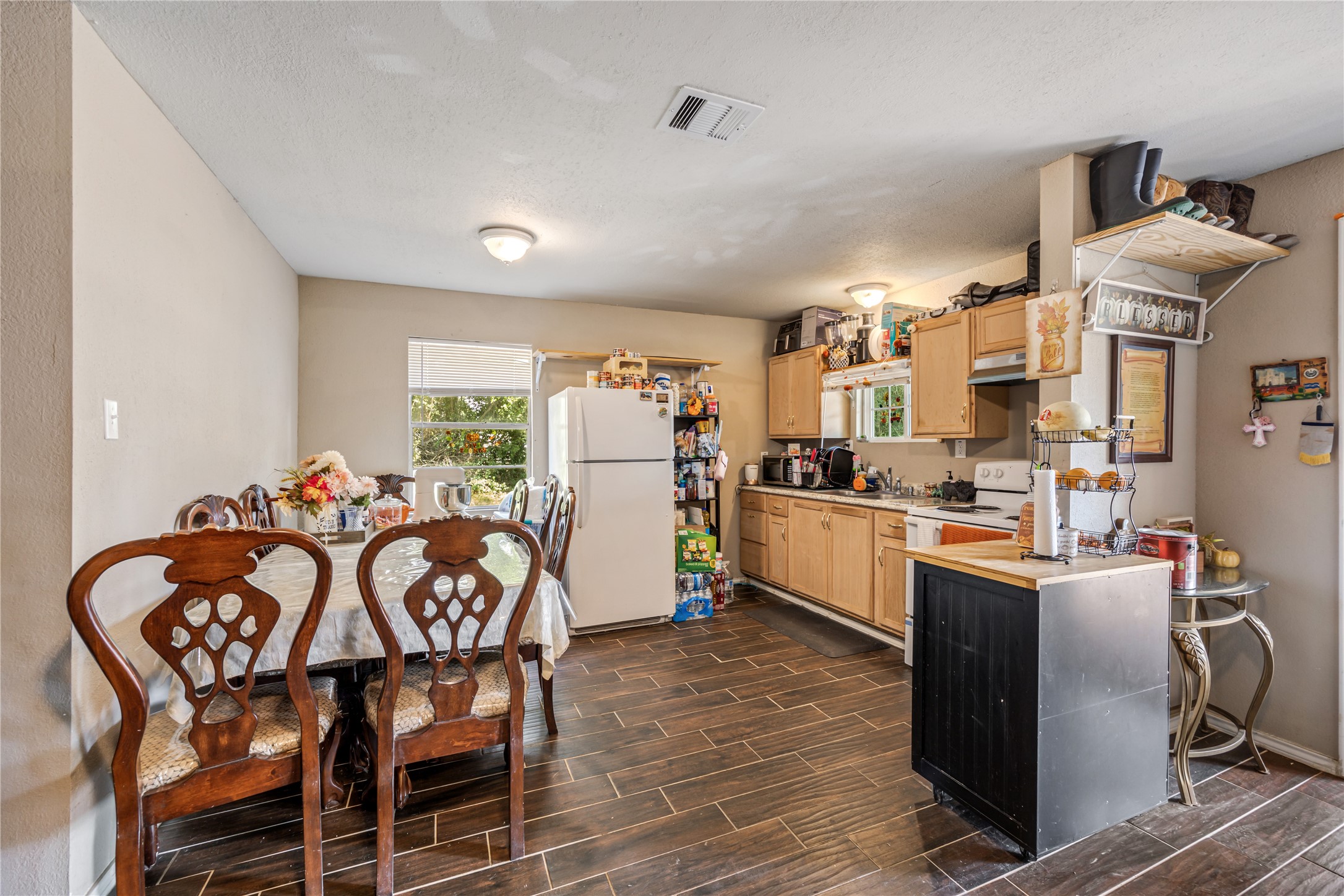 401 Dunnam Avenue Cleveland, TX 77327 - Photo 18 of 29