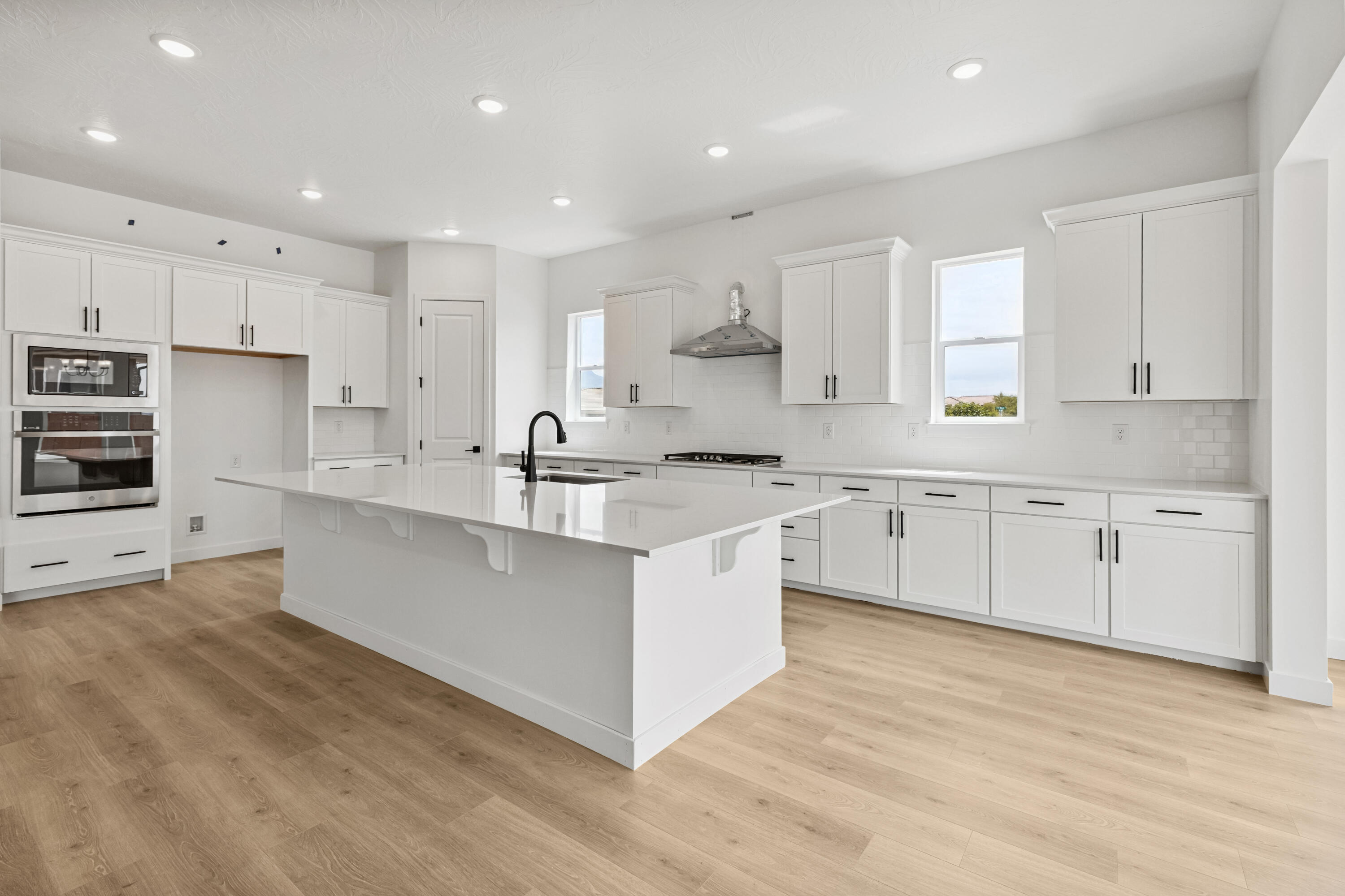 673 South 230 West, Unit LOT 9) Ivins, UT 84738 - Photo 17 of 27 VE9 Kitchen 3