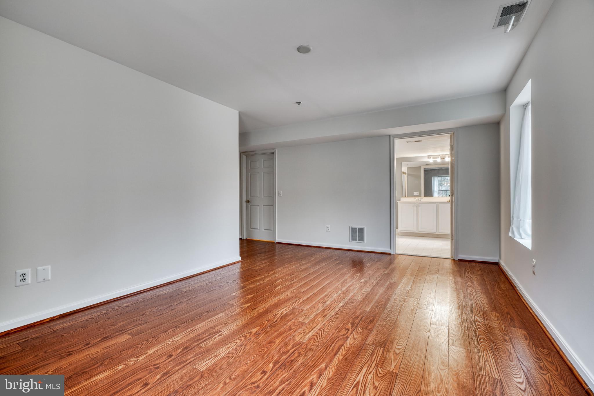 12330 Rosslare Ridge Road, Unit 207 Lutherville-Timonium, MD 21093 - Photo 38 of 50 Gallery Image 38