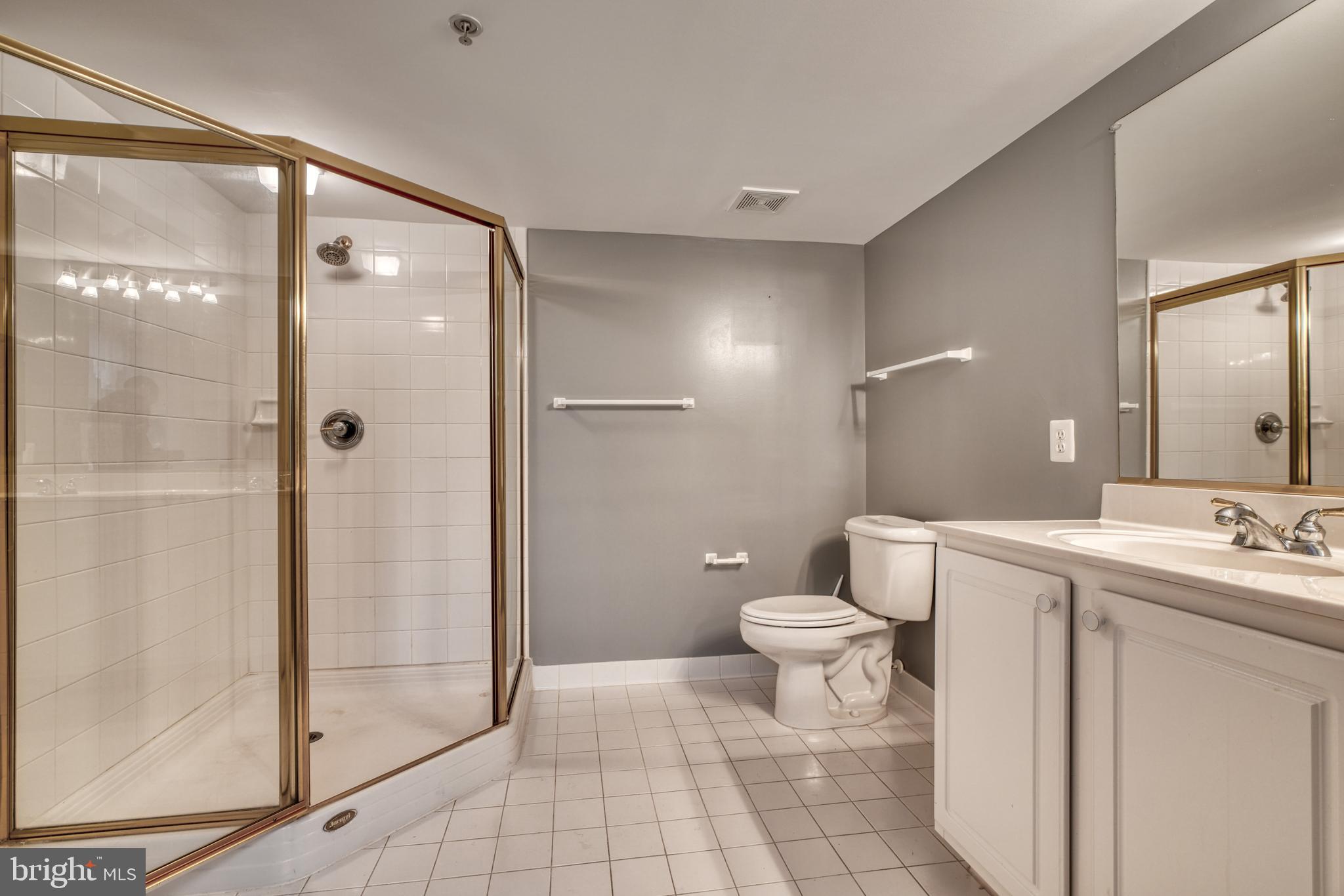 12330 Rosslare Ridge Road, Unit 207 Lutherville-Timonium, MD 21093 - Photo 44 of 50 Gallery Image 44