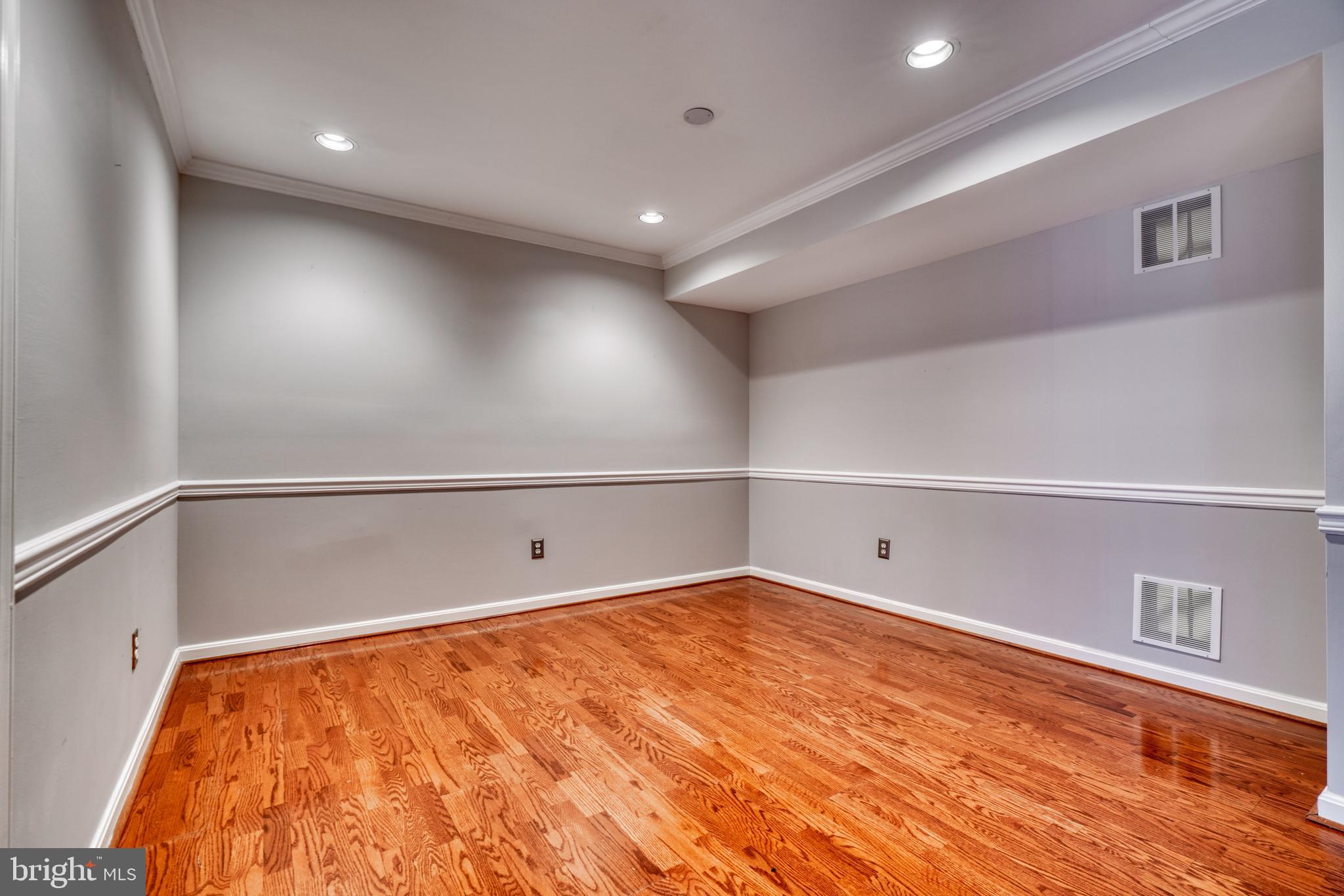 12330 Rosslare Ridge Road, Unit 207 Lutherville-Timonium, MD 21093 - Photo 8 of 50 Gallery Image 8