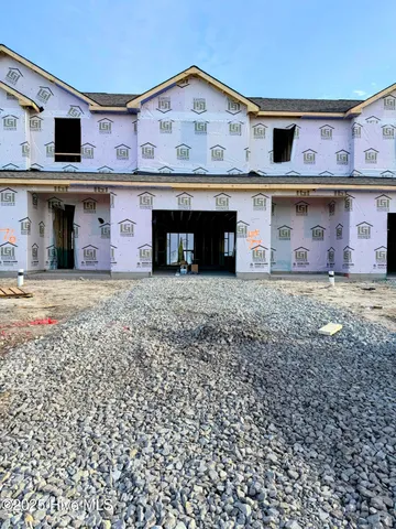 $319,900 | 101 Cmns Vw Drive, Hampstead, NC 28443