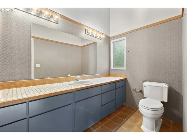 $1,495,000 | 1993 Fircrest Drive, Eugene, OR 97403