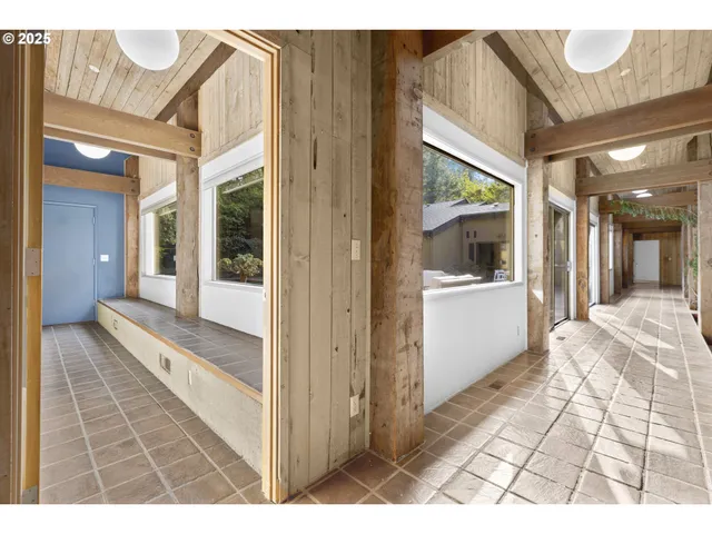 $1,495,000 | 1993 Fircrest Drive, Eugene, OR 97403