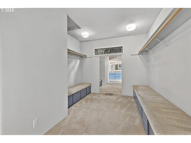 $1,495,000 | 1993 Fircrest Drive, Eugene, OR 97403