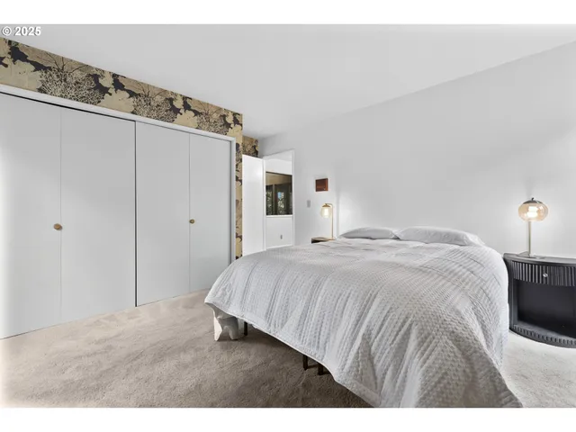 $1,495,000 | 1993 Fircrest Drive, Eugene, OR 97403