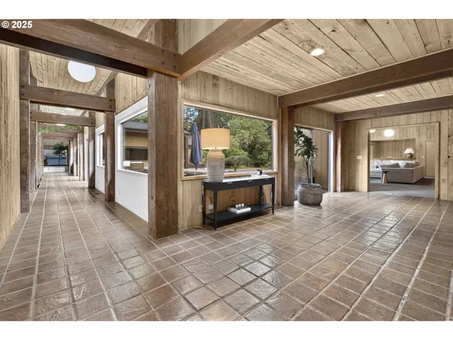 $1,495,000 | 1993 Fircrest Drive, Eugene, OR 97403