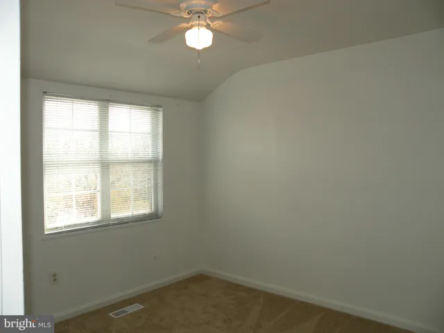 $2,600 | 3732 Jason Avenue, Alexandria, VA 22302