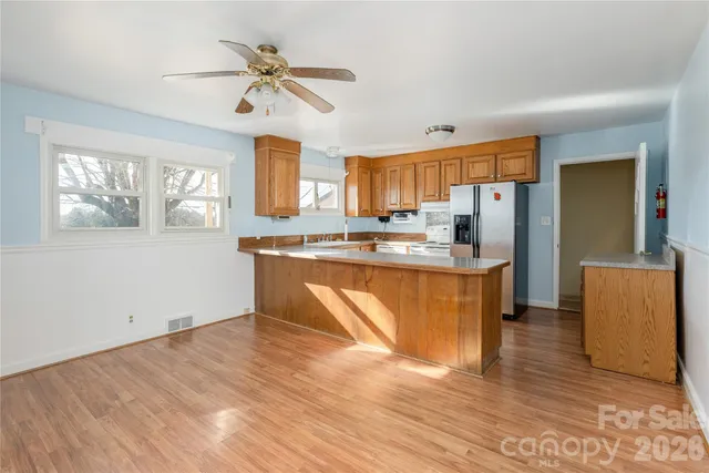 $499,900 | 22 Madrid Lane, Hendersonville, NC 28792